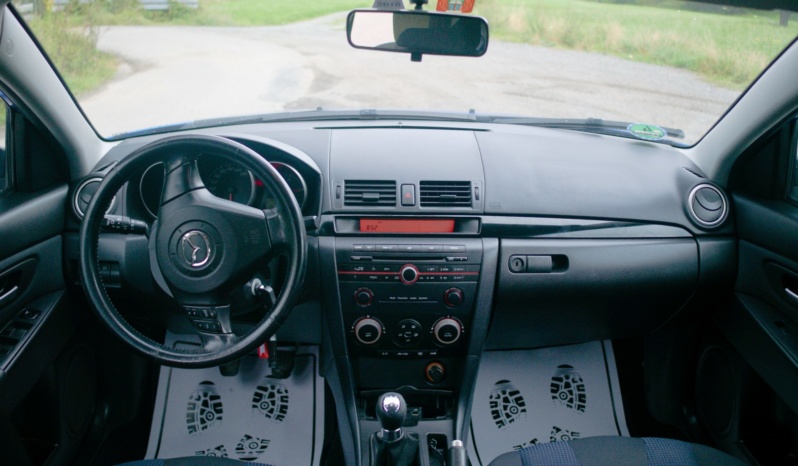 Mazda 3 full