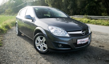 Opel Astra full