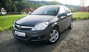 Opel Astra full