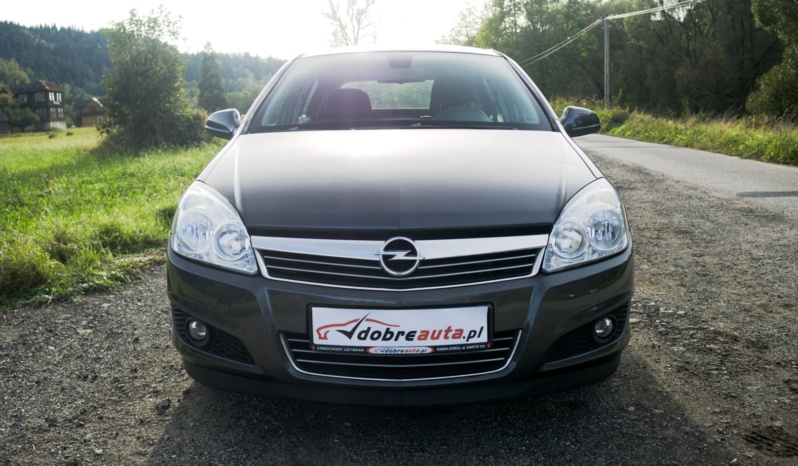 Opel Astra full