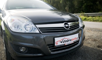 Opel Astra full