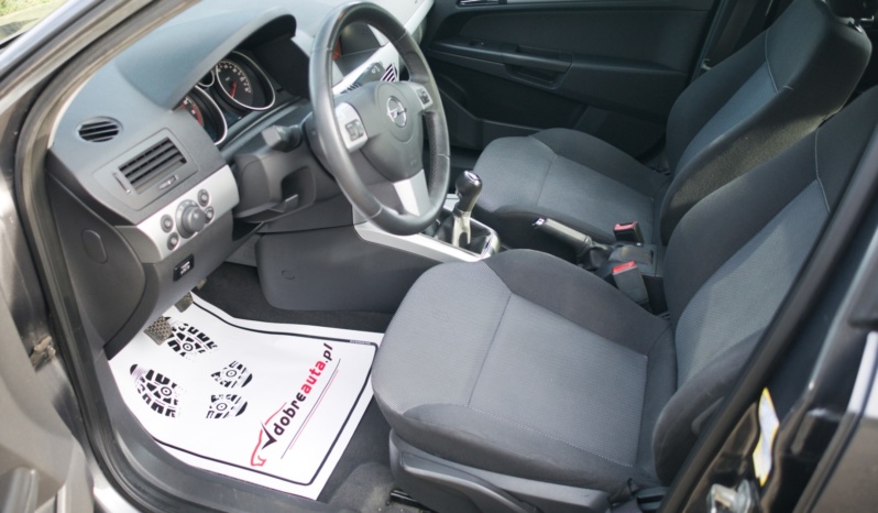 Opel Astra full