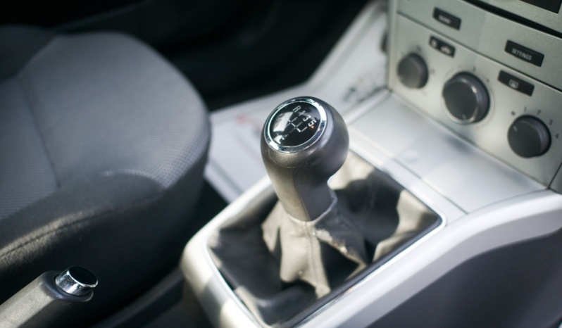 Opel Astra full