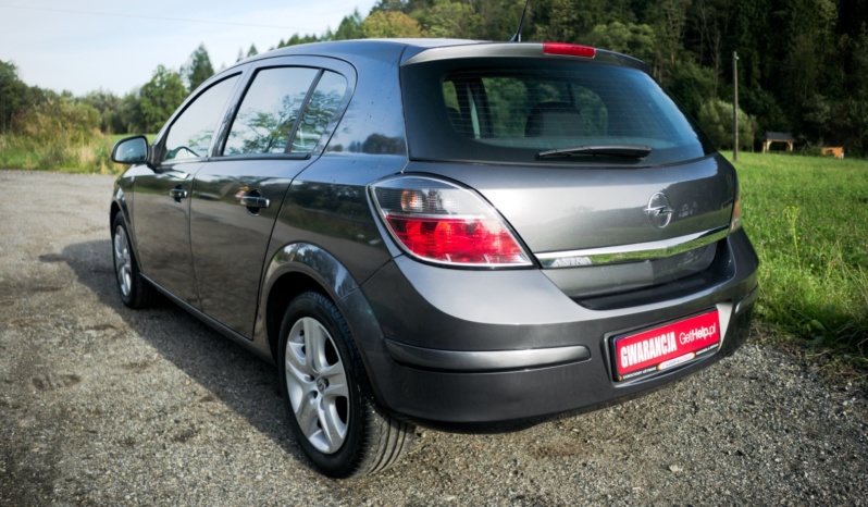 Opel Astra full
