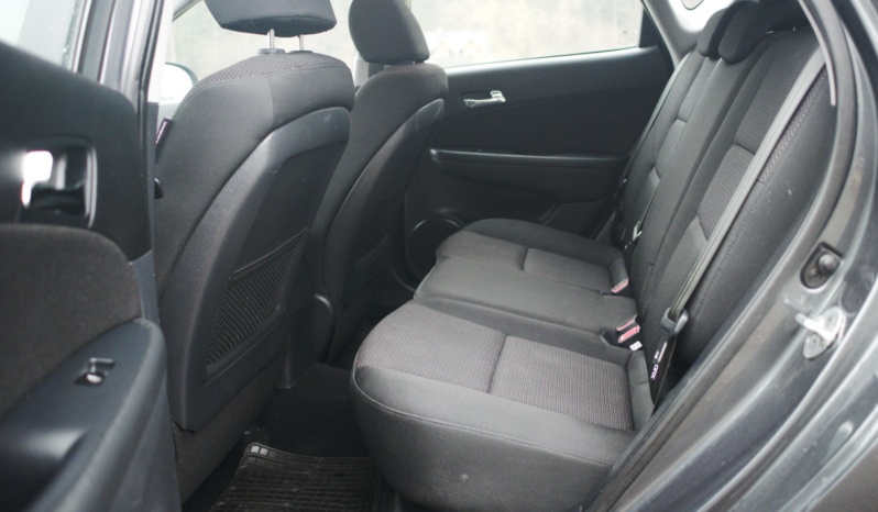 Hyundai i30 full