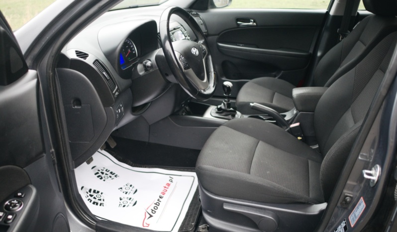 Hyundai i30 full