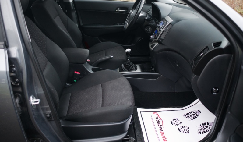 Hyundai i30 full