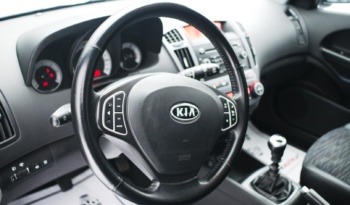 Kia Ceed full