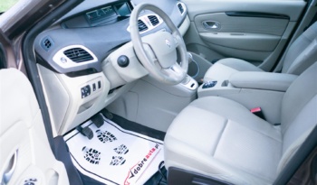 Renault Grand Scenic full
