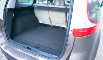 Renault Grand Scenic full