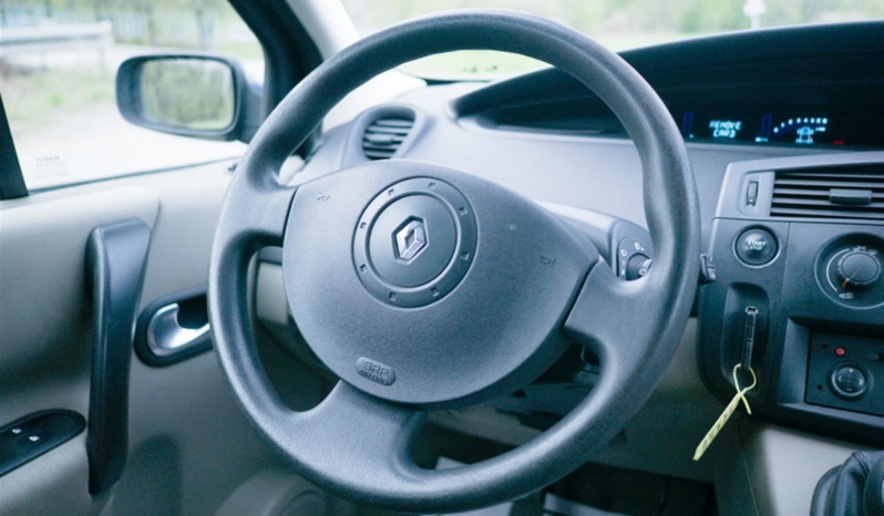 Renault Scenic full