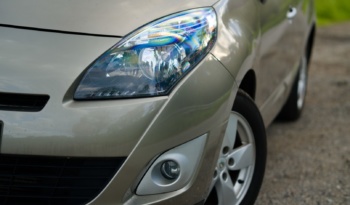 Renault Grand Scenic full