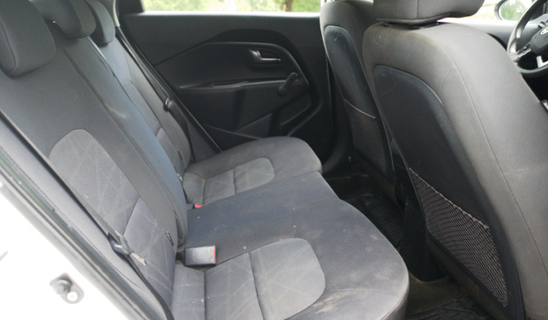 Kia Rio full