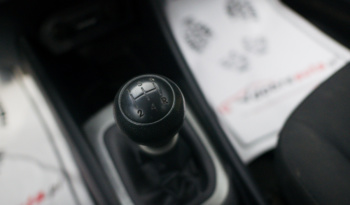 Kia Rio full