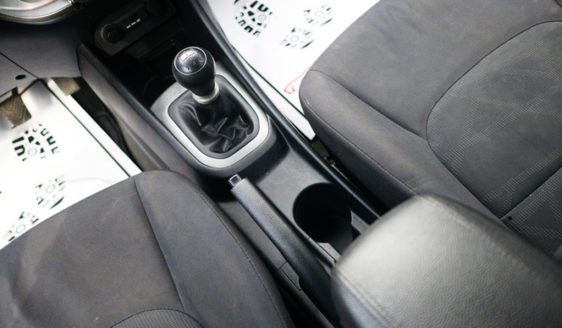 Kia Rio full
