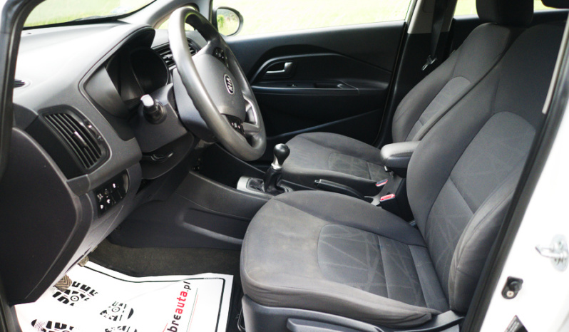 Kia Rio full
