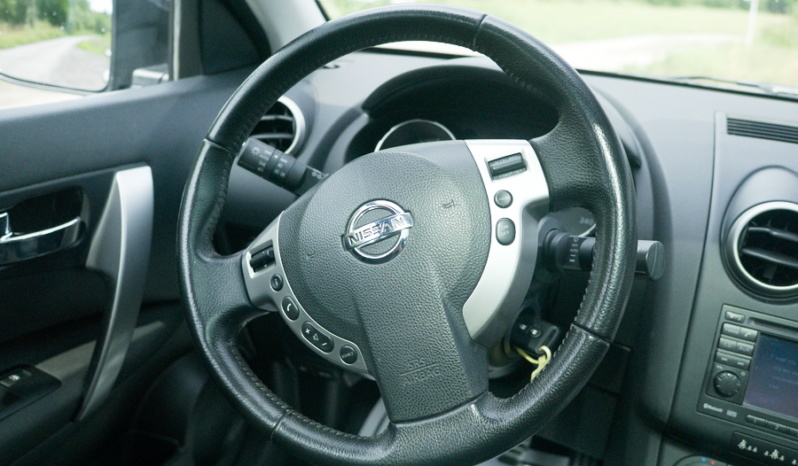 Nissan Qashqai+2 full