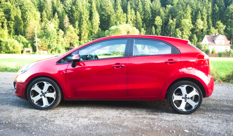 Kia Rio full