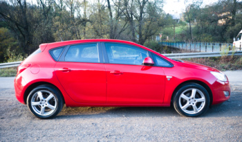 Opel Astra J full