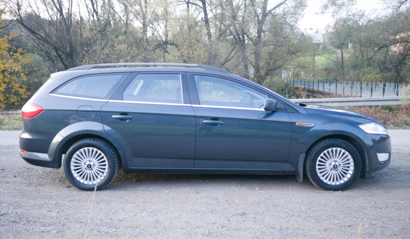 Ford Mondeo Titanium full