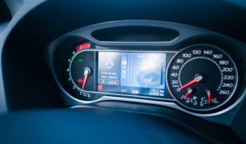 Ford Mondeo Titanium full