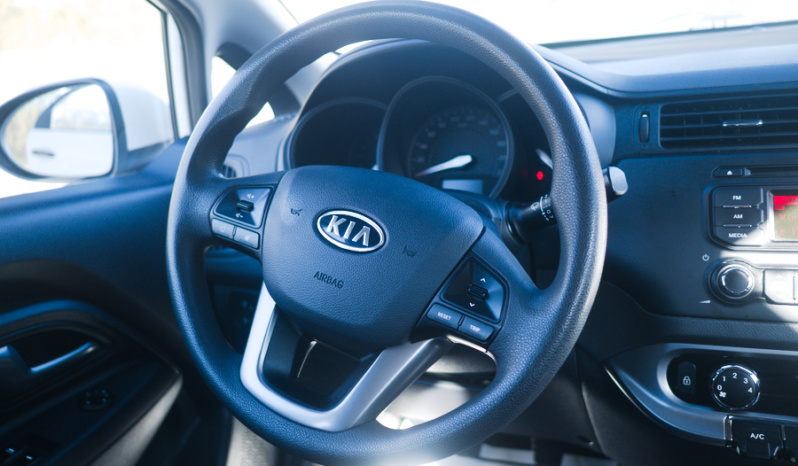 Kia Rio full
