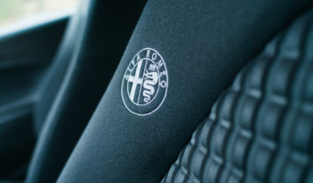 Alfa Romeo Mito full