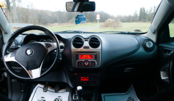Alfa Romeo Mito full