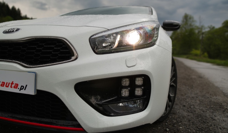 Kia Proceed GT full