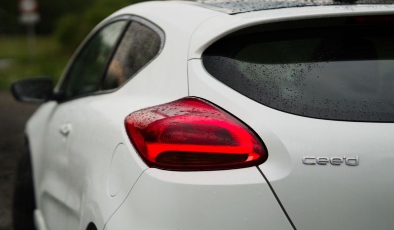 Kia Proceed GT full