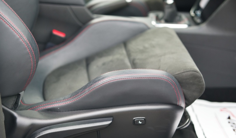 Kia Proceed GT full