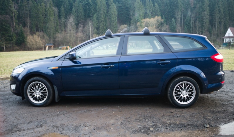 Ford Mondeo full