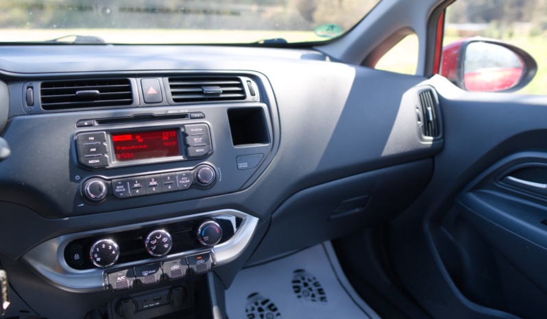 Kia Rio full