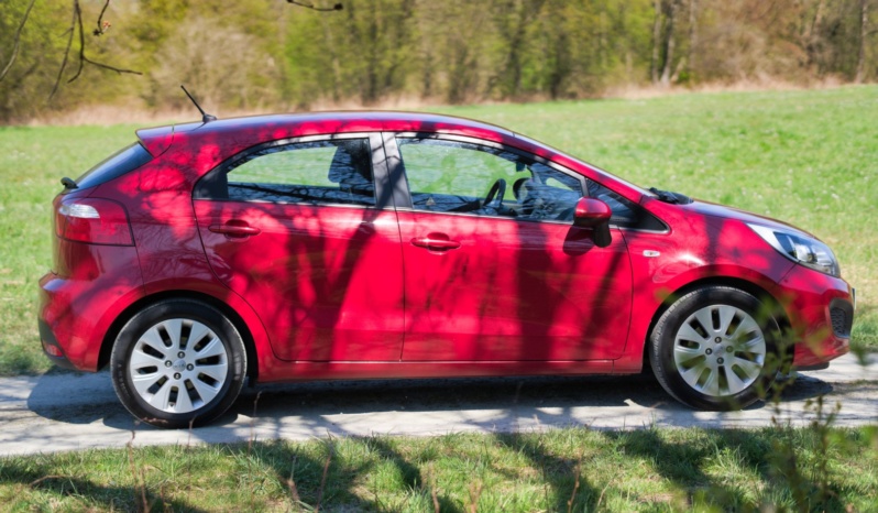 Kia Rio full