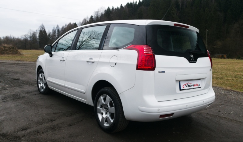 Peugeot 5008 full