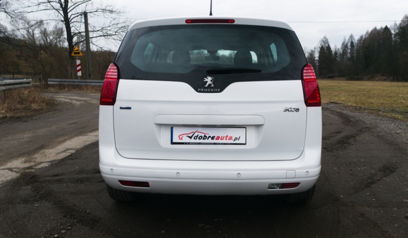 Peugeot 5008 full
