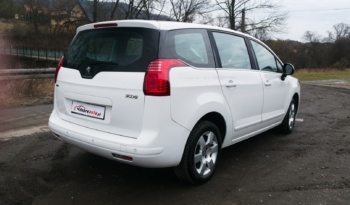 Peugeot 5008 full