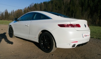 Renault Laguna Coupe full