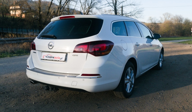 Opel Astra full