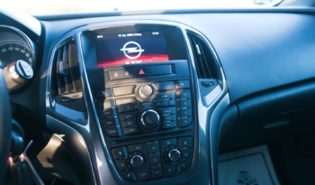 Opel Astra full