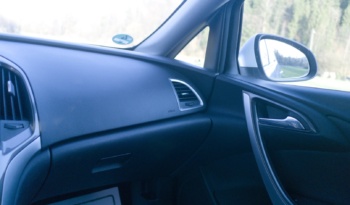 Opel Astra full