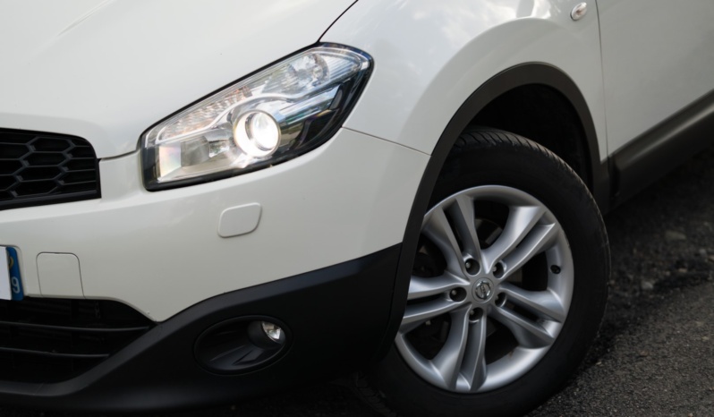Nissan Qashqai full