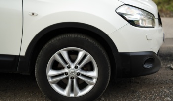 Nissan Qashqai full