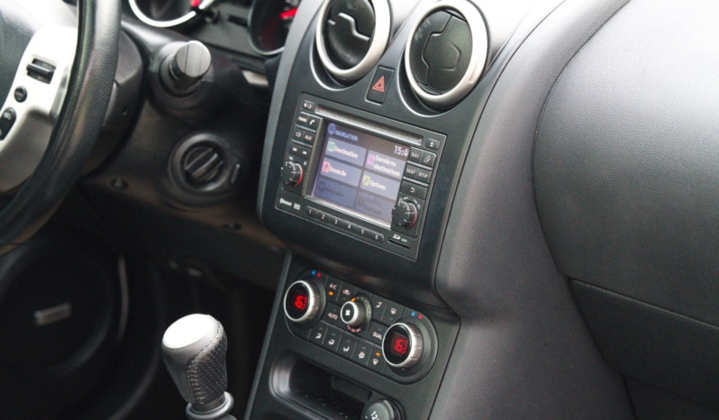 Nissan Qashqai full