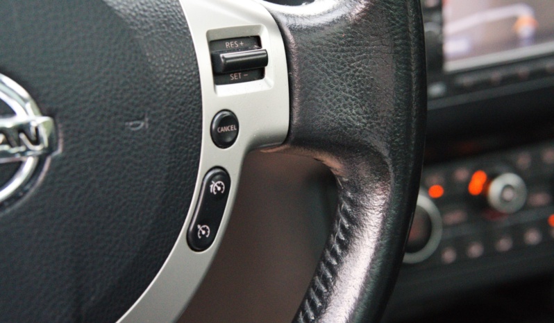 Nissan Qashqai full