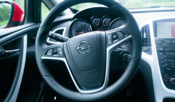 Opel Astra J GTC full