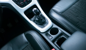 Opel Astra J GTC full