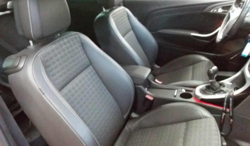 Opel Astra GTC full