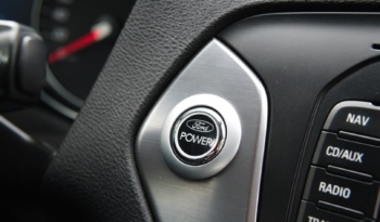 Ford Mondeo full