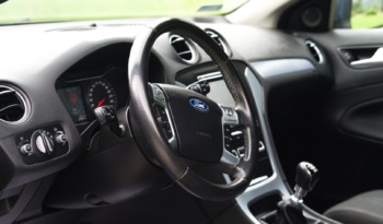 Ford Mondeo full